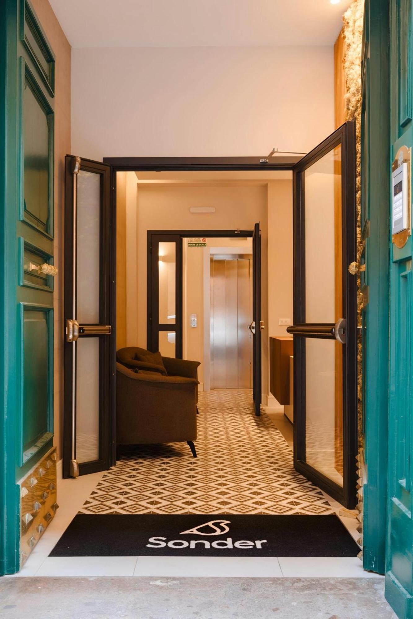 Sonder By Marriott Bonvoy Antinoo Piazza Del Parlamento * Rome